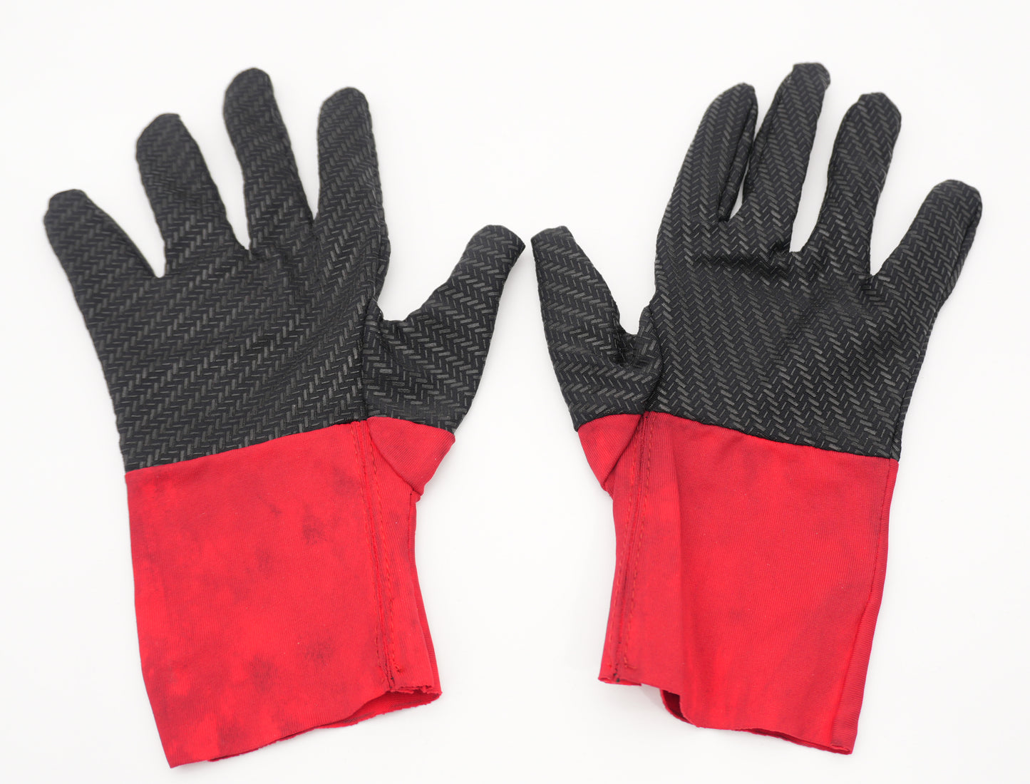 DP2 GLOVES – Wear Archive Edition