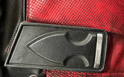 DP2 CHEST KNIVES - Set de Cuchillos de Pecho (Réplica de Goma)