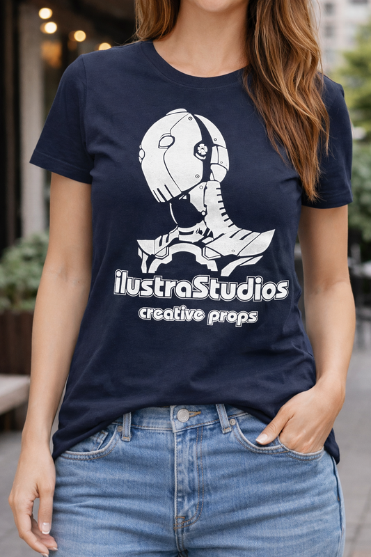 ILUSTRASTUDIOS LOGO T-SHIRT (FEMININE CUT)