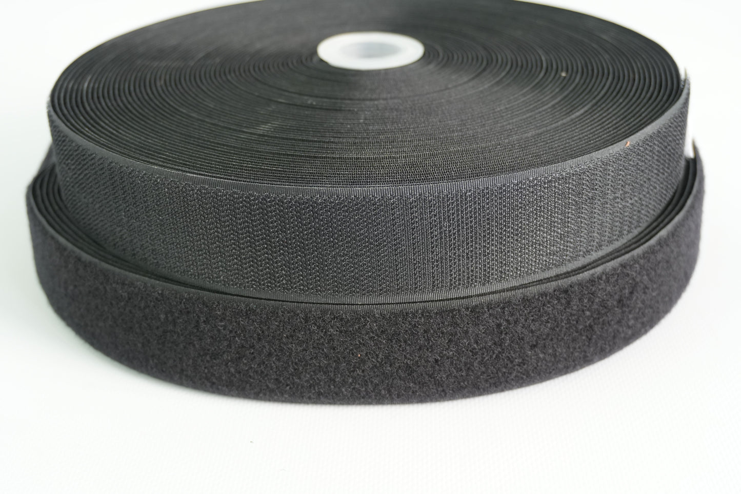 Velcro de Alta Resistencia – Suave y Pincho (Varios Colores) – Precio por metro